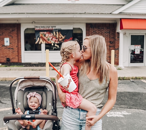 Friendly's - New Hartford, NY