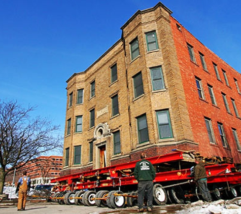 Patterson Structural Moving & Shoring - New Orleans, LA. Murillo Building
The three story residential, solid brick wall building was moved using a combination of hydraulic power dollies