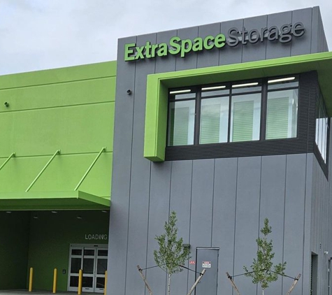 Extra Space Storage - Hialeah Gardens, FL