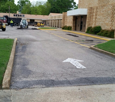 A & M Paving & Grading Co. - Memphis, TN