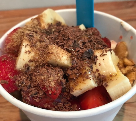 Go Greek Yogurt - Beverly Hills, CA