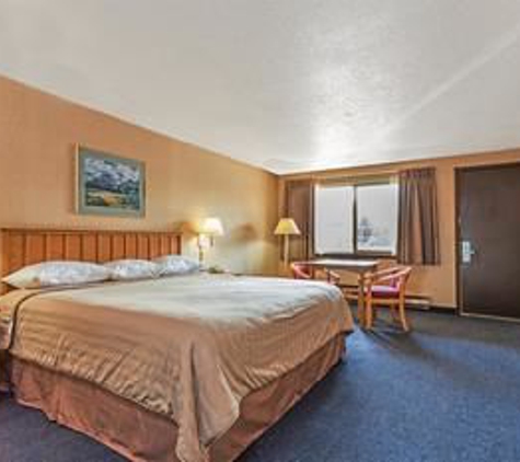 Travelodge by Wyndham Pioneer Villa - Halsey, OR