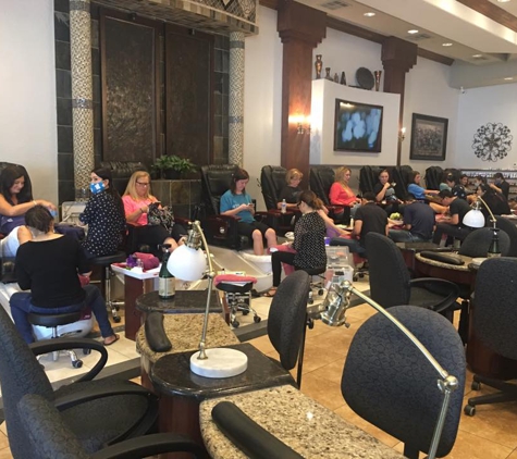 Signature Nail Salon - Rockwall, TX