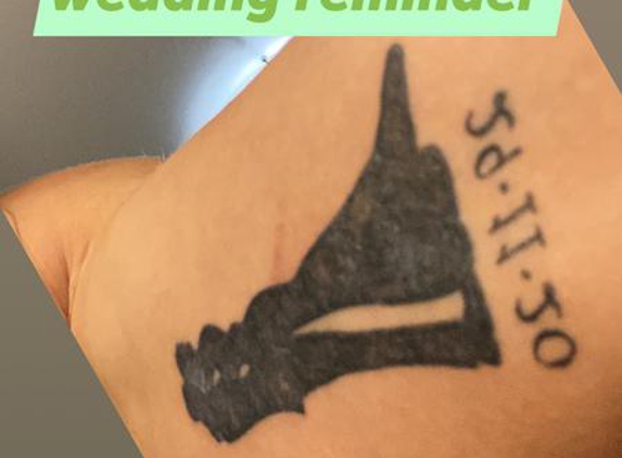 Surf n Ink Tattoo Studio - Surfers Paradise, QLD. Pathetic