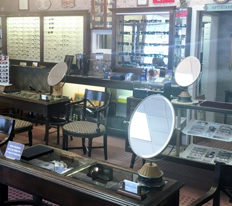 Park Lane Opticians Inc - Fairfield, CT