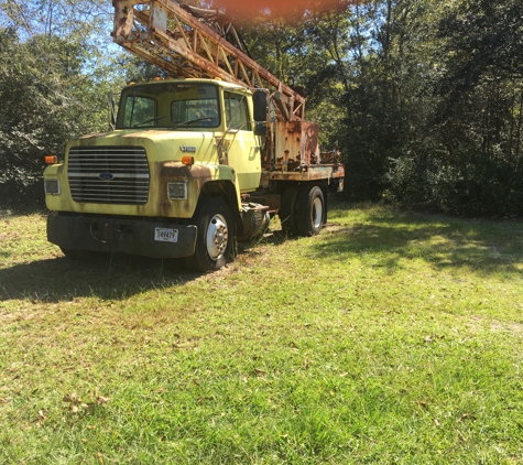 Brill's Well Service - Pensacola, FL. This is Brill's truck, hasn't moved for 6 years. The red one on his website is a stolen stock photo