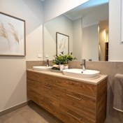 Gallery Image Number 4