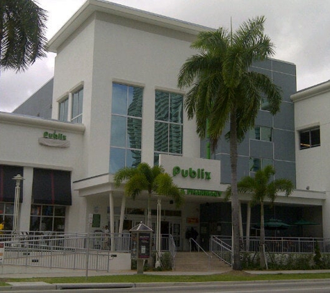 Publix Liquors at 18Biscayne Shopping Center - Miami, FL