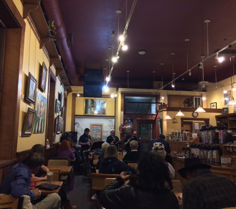 Headlands Coffeehouse - Fort Bragg, CA