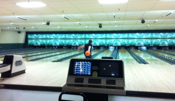 River Rock Lanes and Banquet Center - Ishpeming, MI