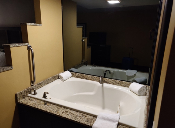 Hampton Inn Holland - Holland, MI