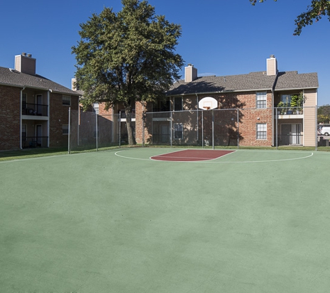 Landmark at Sutherland Park Apartment Homes - Plano, TX