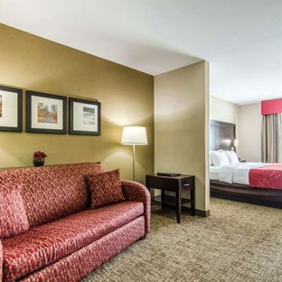 Comfort Suites - Bentonville, AR