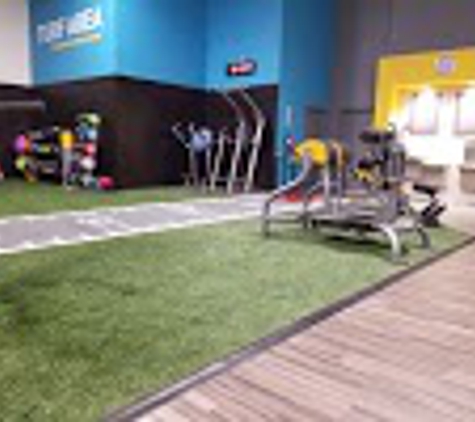 Chuze Fitness - Cudahy, CA