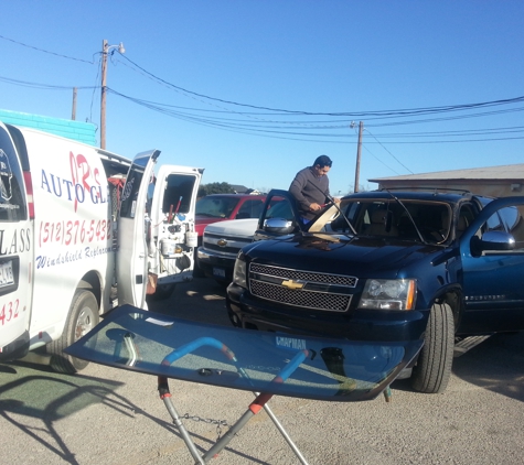 Jr's Auto Glass & Window - Lockhart, TX