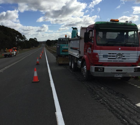 AFP Civil - Warrenheip, VIC. A & F Peterkin Earthmoving