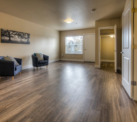 One Jefferson Parkway Apartments - Lake Oswego, OR