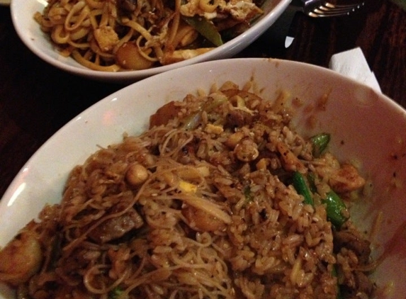 Jiang's Mongolian Grill - Algonquin, IL