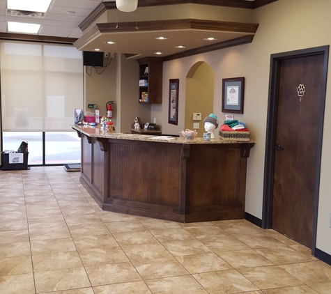 Glen Eagles Pet Hospital - Edmond, OK