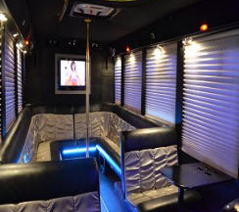 Detroit Party Buses - Detroit, MI