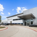 Cirrus McKinney Flight Center - Aircraft Flight Training Schools