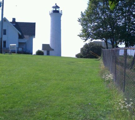 Tibbetts Point Lighthouse Hostel - Cape Vincent, NY