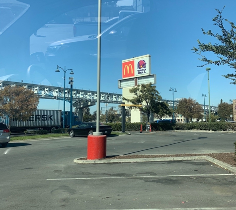 McDonald's - Oakland, CA