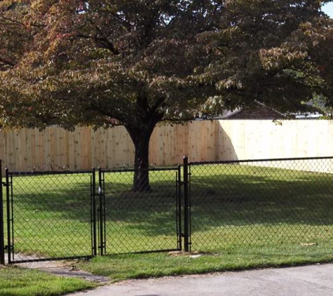 Clarksville Fencing - Clarksville, TN