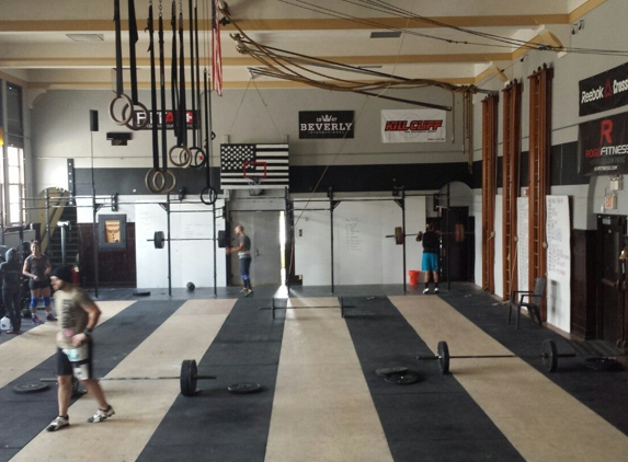 Comanche Crossfit - Cincinnati, OH