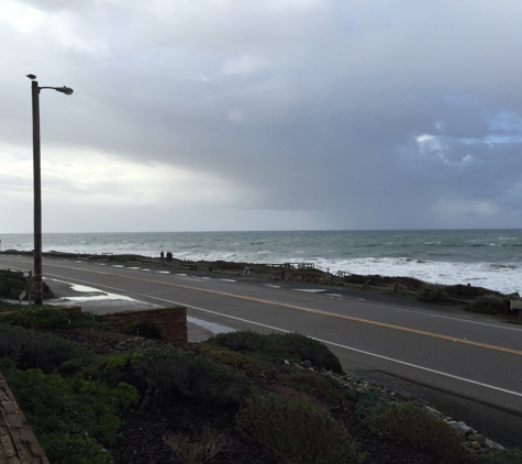 Moonstone Landing - Cambria, CA