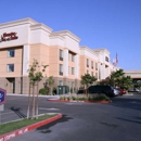Hampton Inn & Suites Lathrop - Hotels