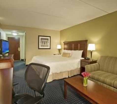 Hampton Inn Dulles/Cascades - Sterling, VA