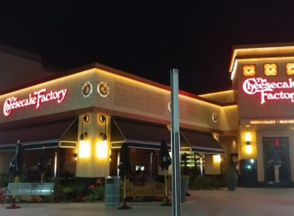 The Cheesecake Factory - Cerritos, CA