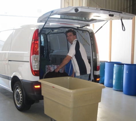 Ashmore Commercial Laundry - Carrara, QLD