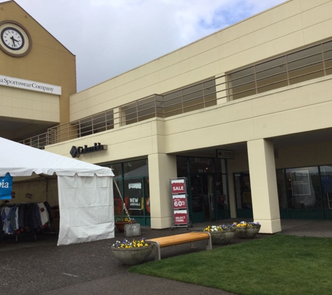 Columbia Factory Store - Lake Oswego, OR