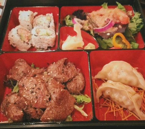 Sushi Cafe Hanah - Skokie, IL