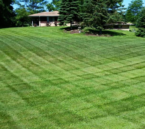 Advance Lawn Service Company, LLC - Hartford, WI