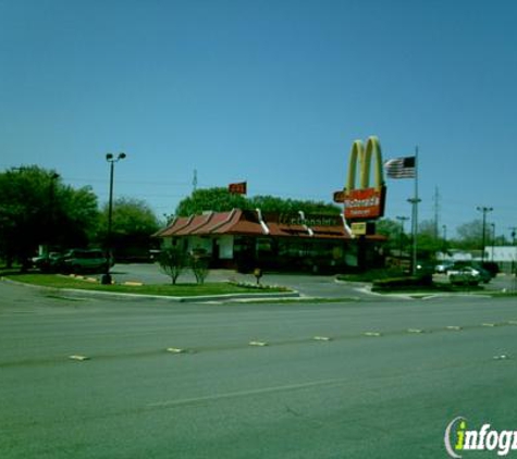 McDonald's - Universal City, TX