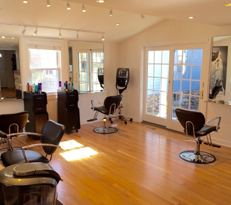 Jul'Salon - New Canaan, CT