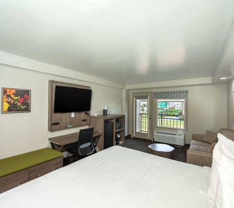 Best Western Plus Apple Valley Lodge Pigeon Forge - Pigeon Forge, TN