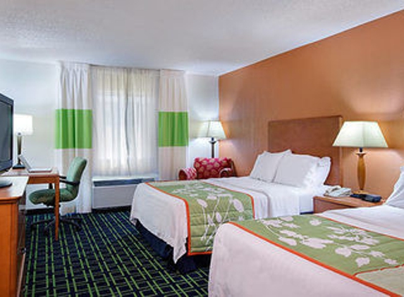 Fairfield Inn & Suites - Temple Terrace, FL