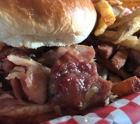 ZZQ Smokehouse - Eagan, MN