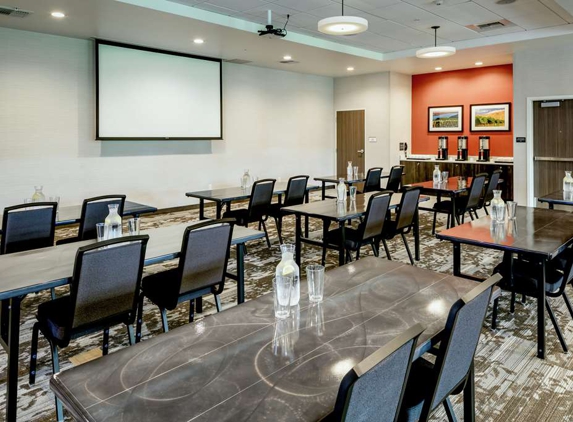 Hilton Garden Inn Wenatchee - Wenatchee, WA