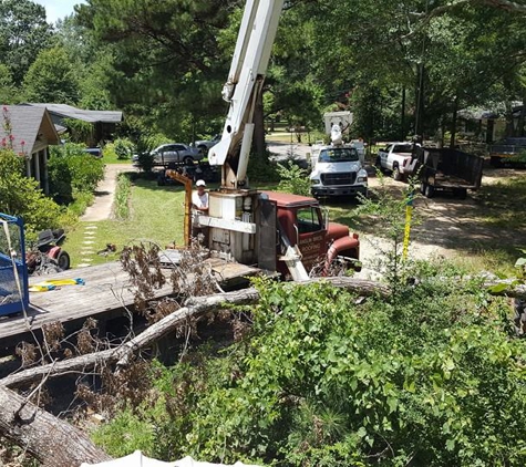 Garrison Mckinney tree and bridge services - Tupelo, MS