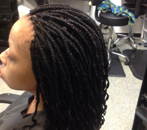 Braids & Boutique - Durham, NC