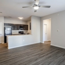 Brook Pointe - Apartments