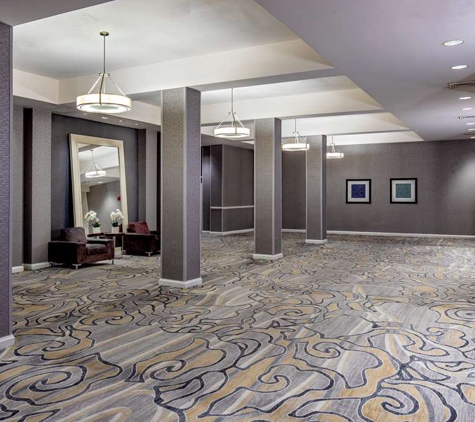 DoubleTree by Hilton Hotel Chicago - North Shore Conference Center - Skokie, IL