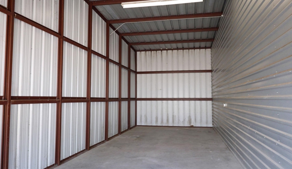 A Kingwood Oversized Storage - Porter, TX