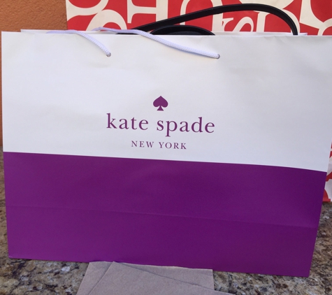 Kate Spade Outlet - Commerce, CA
