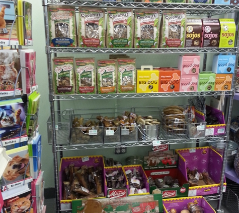 Pookie's Pet Nutrition & Bow Wow Bakery - Winter Park, FL